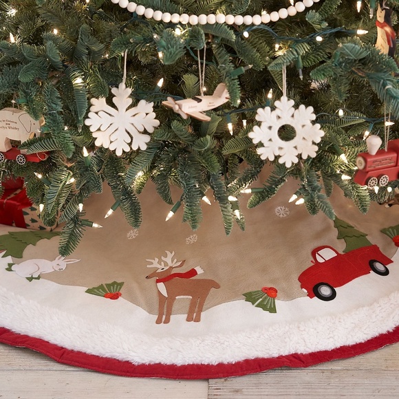 Pottery Barn : Woodland Tree Skirt - Picture 1 of 3